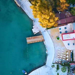 Club Aquarium & 3* Güvercinlik