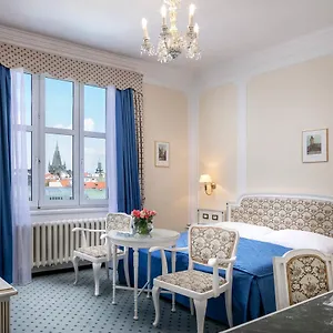 Otel Ambassador Zlata Husa