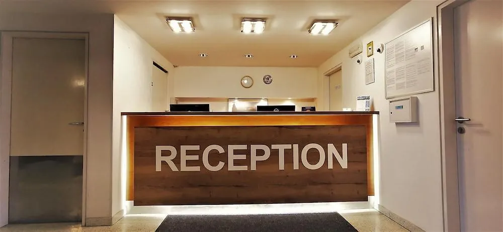 ***  Akcent Hotel Praga República Checa