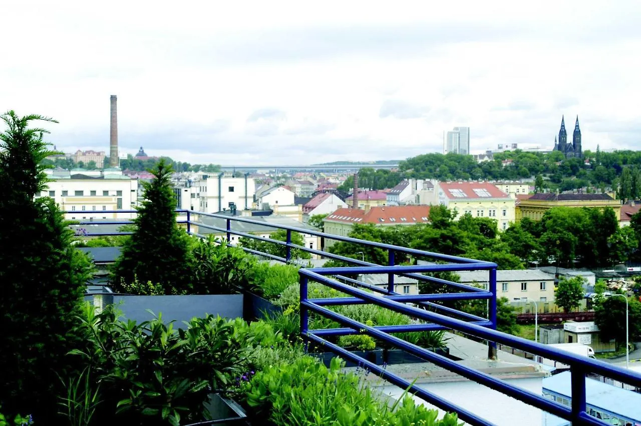 Akcent Hotel Praga 3*,