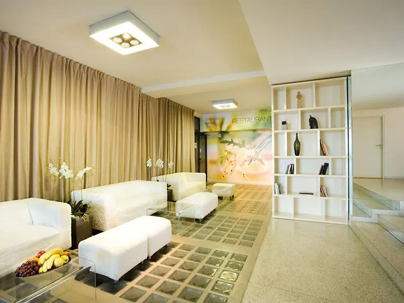 Akcent Hotel Прага