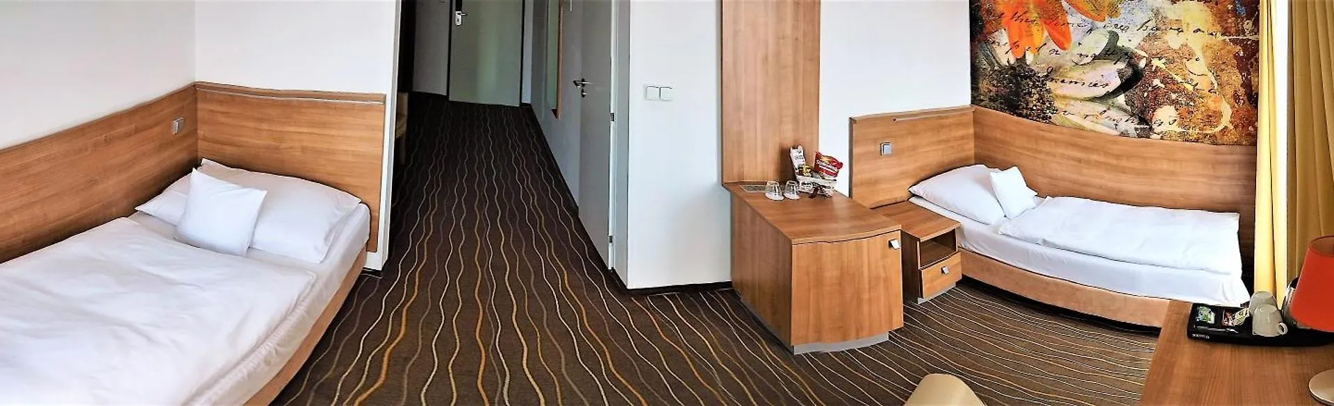 Akcent Hotel Прага