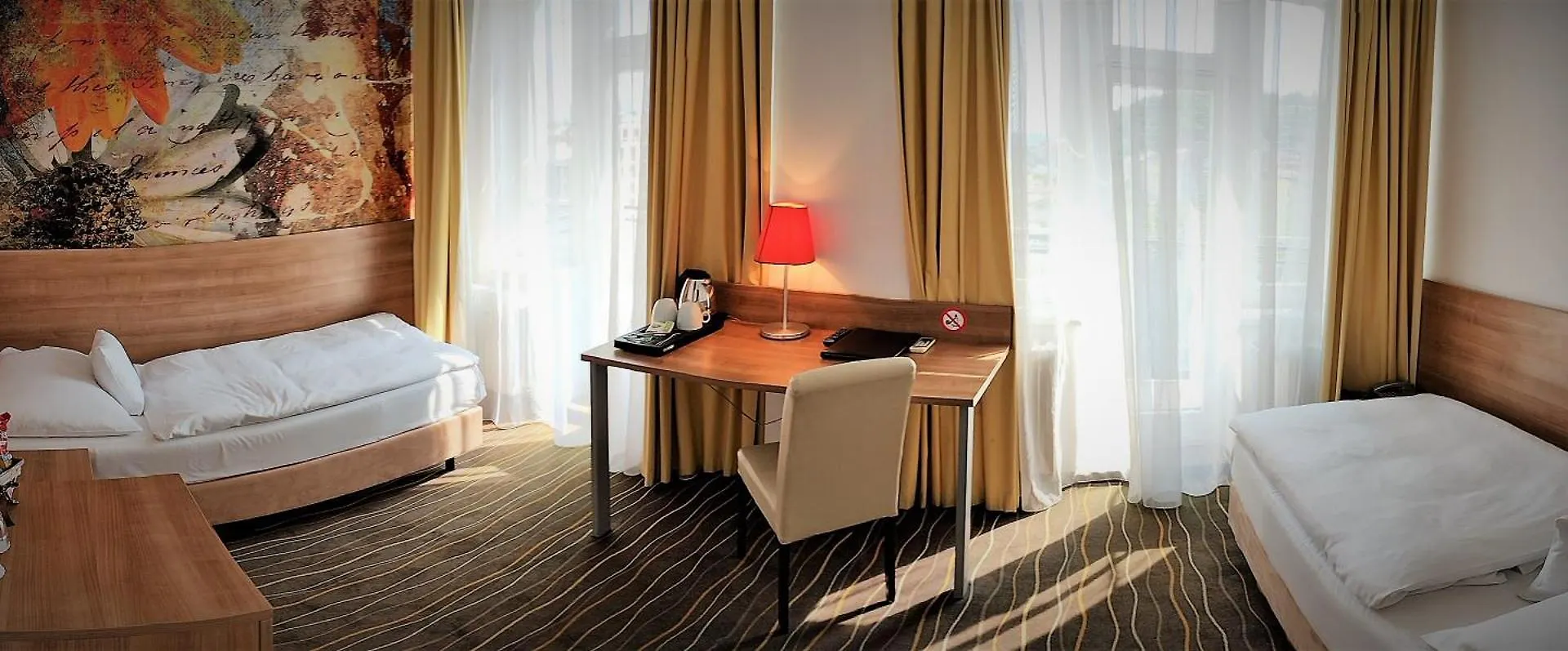 Akcent Hotel Прага