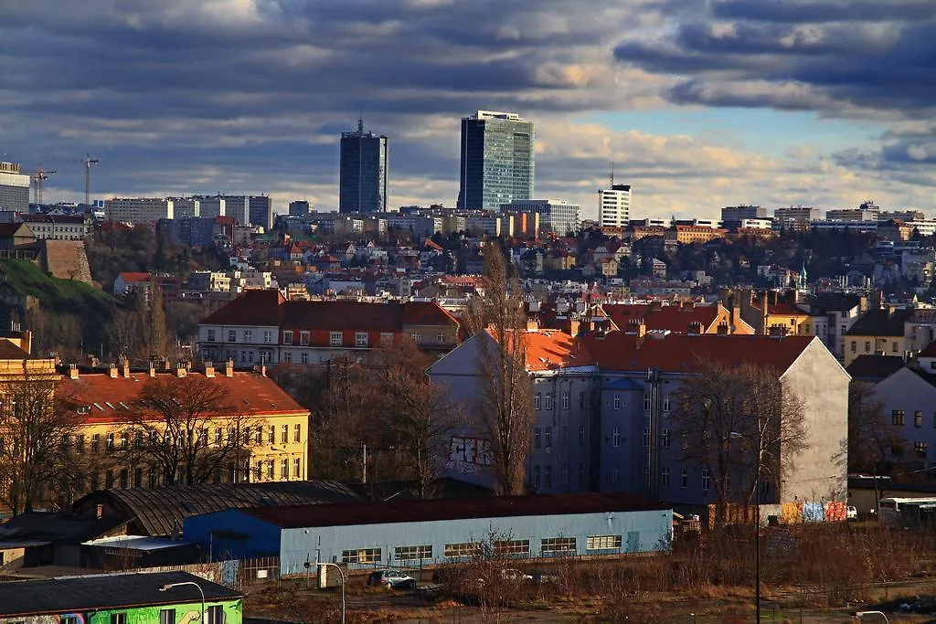 Akcent Hotel Praga 3*,